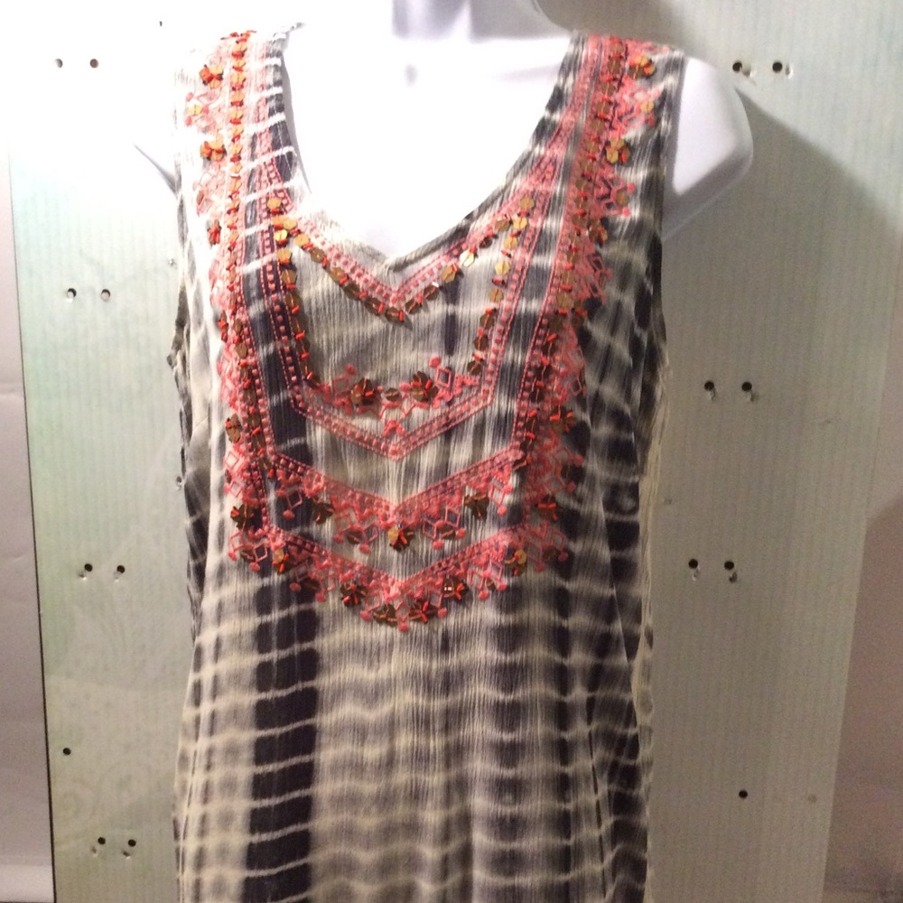 Ark & co top